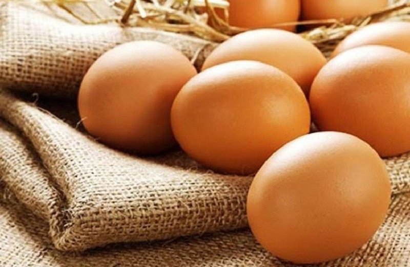 Nằm mơ thấy trứng gà đánh con gì dễ hốt bạc tỷ?